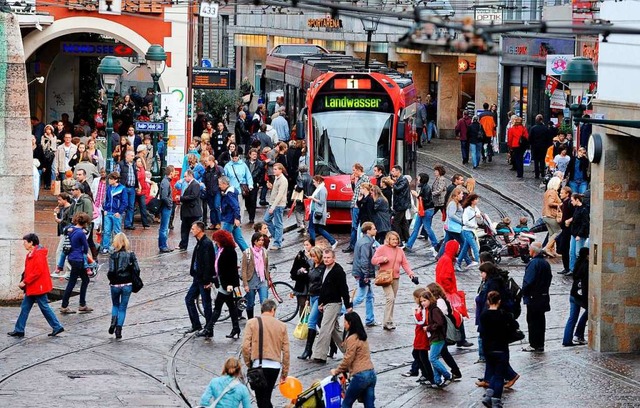 Der Freiburger Einzelhandel und seine ...n oder zwei Einkaufssonntage bekommen.  | Foto: Rita Eggstein