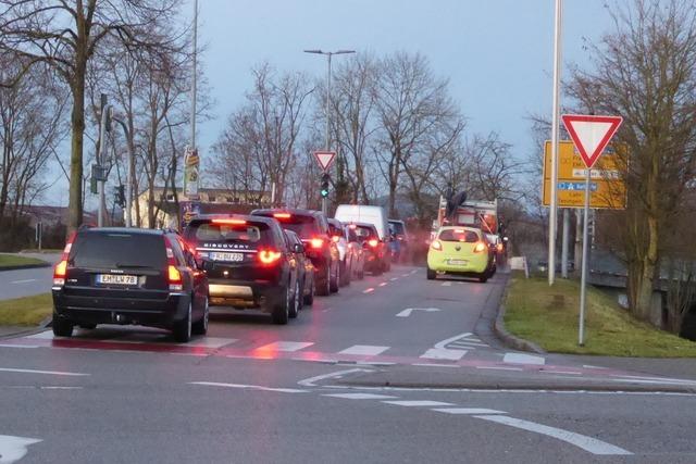 Emmendingen will Parkprobleme und Dauerstau entschrfen