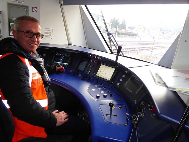 Matthias Schlegel fhrte die Jungfernf... Bahnhof Neustadt aufgenommen worden.   | Foto: Peter Stellmach