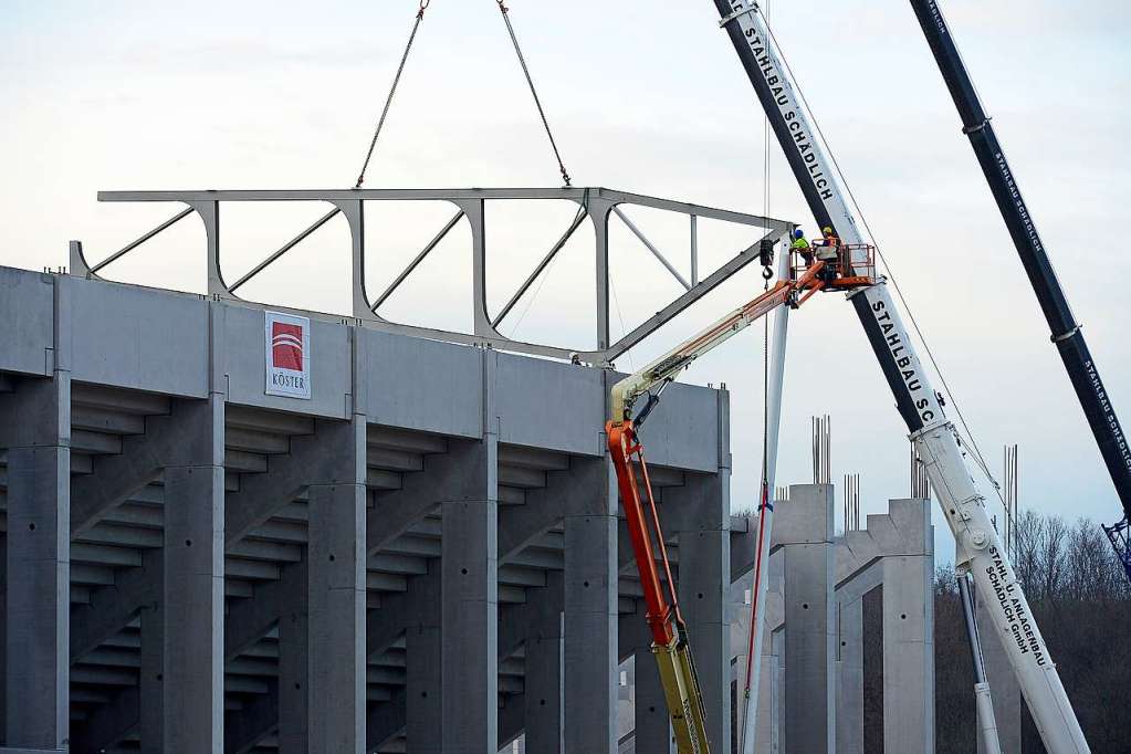 Fortschritt auf der Baustelle des neuen SC-Stadions ...