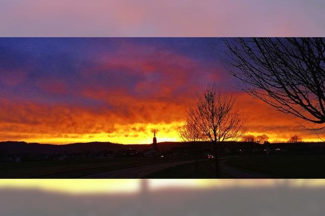 Sonnenaufgang ber Kloster Schuttern