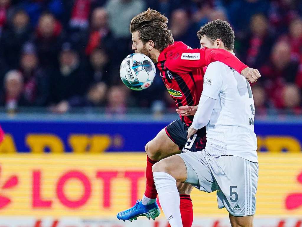 Ebenso Lucas Hler: Zweikmpfe, rennen und reinhauen war gegen den FC Bayern angesagt.