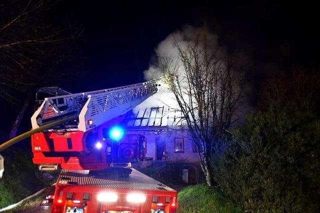 In Simonswald brennt ein Wohnhaus komplett ab