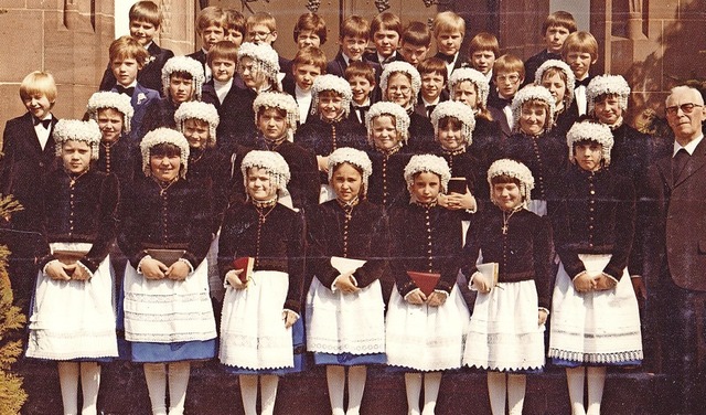 Die ersten Kinder des neuen Glottertals bei ihrer Erstkommunion 1980  | Foto: Christian Ringwald