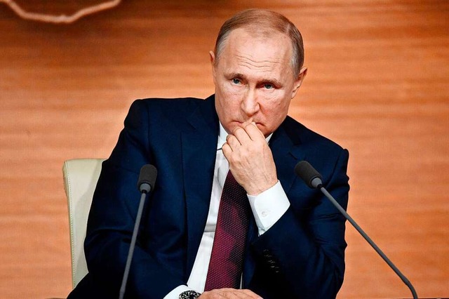 Hat es auf das stillgelegte Betzenhauser Wahrzeichen abgesehen: Vladimir Putin.  | Foto: ALEXANDER NEMENOV (AFP)