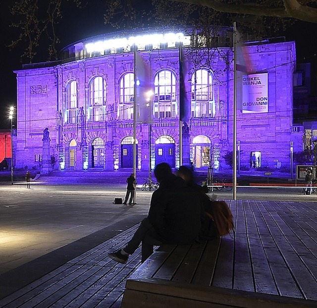 Freiburg leuchtet &#8222;bleu&#8220;.  | Foto: Ingo Schneider