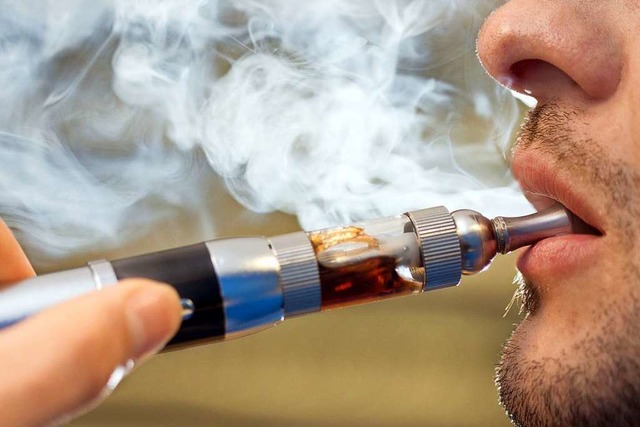 Kine E-Zigarette fr Minderjhrige  | Foto: Friso Gentsch (dpa)