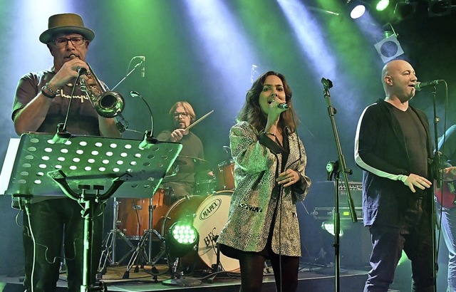 Die Band Dja Vu7 mit der Lahrer Gasts...kstatt am zweiten Weihnachtsfeiertag.   | Foto: Wolfgang Knstle