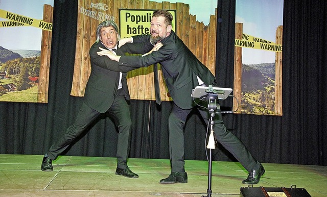 Markus Riedinger (links) und Adrian En...sich den &#8222;vielen Europas&#8220;.  | Foto: Dorothea Scherle