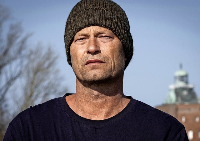 Gechilllt auf der Insel: Til Schweiger als Kommissar Nick Tschiller  | Foto: NDR/Christine Schroeder