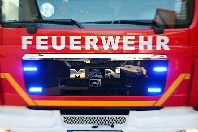 Die Feuerwehrabteilungen Wallburg, Mn...i und Rettungsdienst waren im Einsatz.  | Foto: Bastian Henning