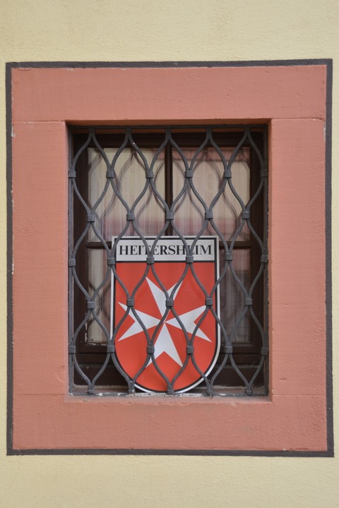 Eigentümer der Immobilie ist der Orden... der Schwestern in Freiburg sein wird.  | Foto: Sophia Hesser