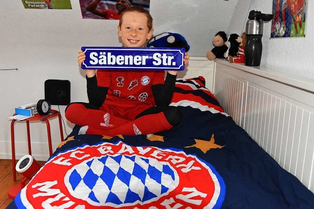Yannick Lippert ist ein riesiger Bayern-Fan &#8211; und das sieht man auch.  | Foto: Heinz und Monika Vollmar