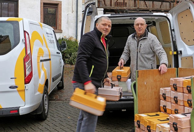 Die Mahlzeiten fr &#8222;Essen auf Rdern&#8220; werden verladen.   | Foto: Ruth Seitz