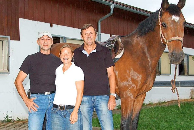 Gabi und Oliver Mller (links) haben d...von Thomas Engler (rechts) bernommen.  | Foto: Andrea Steinhart