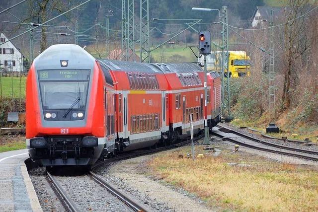 Was passiert mit den alten Doppelstockwagen der Höllentalbahn?