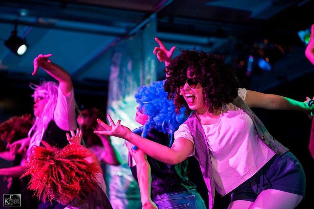 Szenen aus dem Mondo-Stck &#8222;Frei...das an diesem Freitag Premiere feiert.  | Foto: Frank Kloten