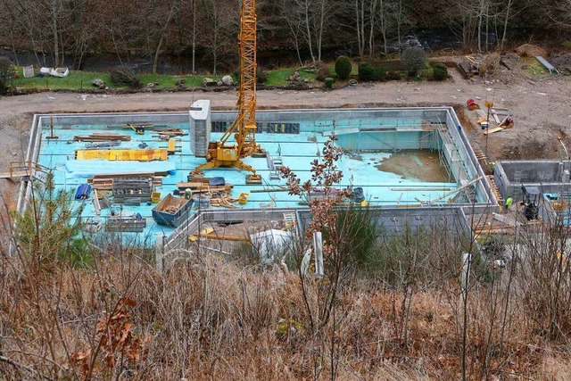 Die Modernisierung des Freibads Lenzkirch schreitet vorn.    | Foto: Ralf Morys