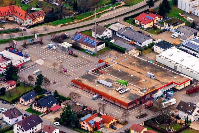 Das Kaufland-Areal an der Rheinstrae ...den Marktes und den Neubau aufgegeben.  | Foto: Martin Bildstein copyright