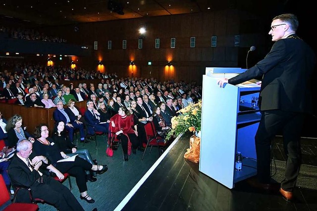 Markus Ibert hlt seine erste Rede als... einem Neujahrsempfang der Stadt Lahr.  | Foto: Wolfgang Knstle