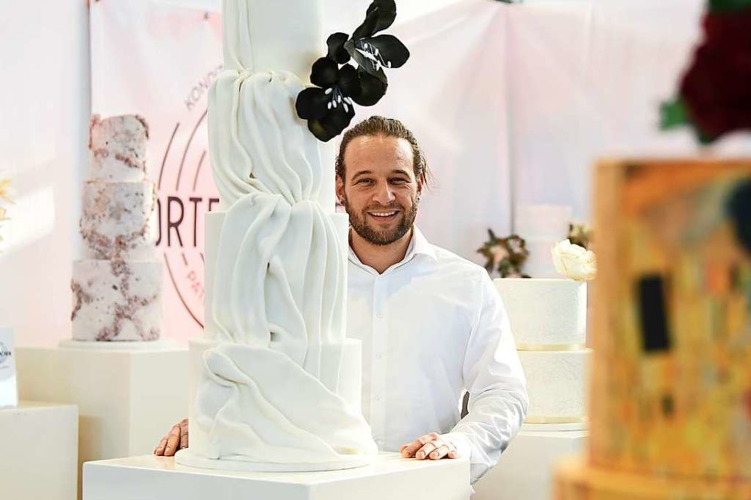 Bcker Patrick Kaltenbrunn nennt sich ...freie Kuchen und Torten spezialisiert.  | Foto: Rita Eggstein