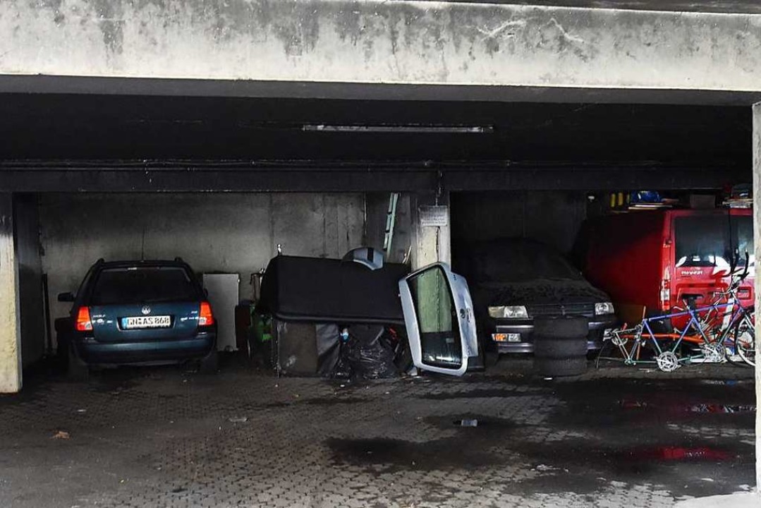 In dieser Parkgarage an der Wirthstrae  brannte es von Freitag auf Samstag.  | Foto: Rita Eggstein
