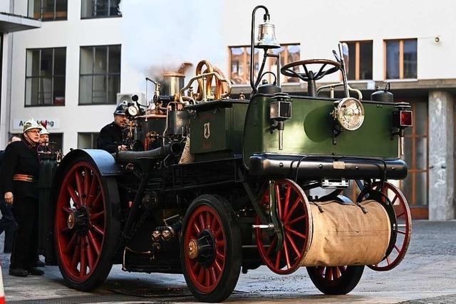 Älteste funktionsfähige Dampfspritze kehrt zur Basler Feuerwehr zurück