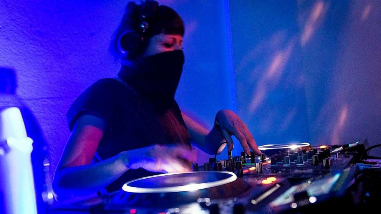 Legt bei der Queer Pop-Party auf: Urte.  | Foto: Promo