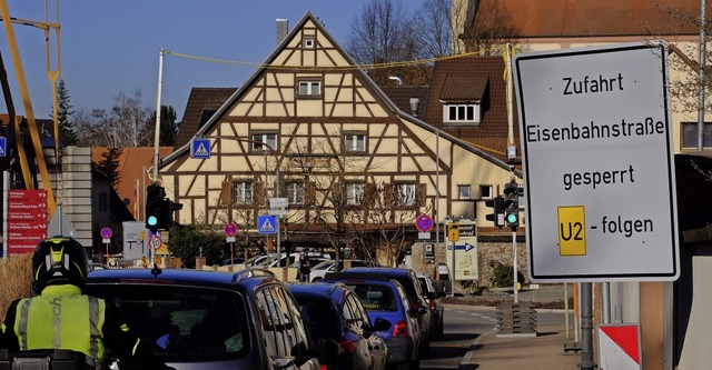 In Schliengens Ortsmitte ist eine Meng...ue Kreisverkehr befahren werden kann.   | Foto: Martin Pfefferle