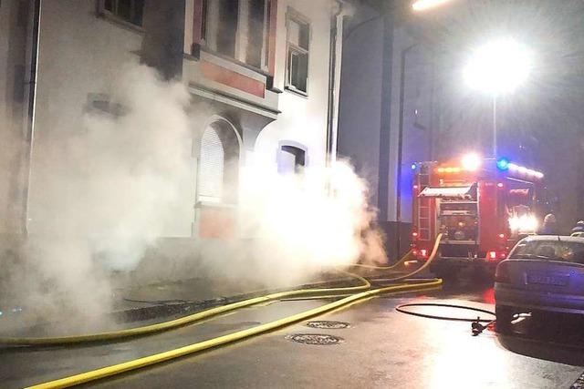 Brand in Schopfheimer Innenstadt lst Feuerwehreinsatz aus