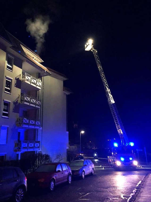 Da brennt&#8217;s doch, oder? Die Feue...rckte an und sah sich das genauer an.  | Foto: Feuerwehr Waldkirch