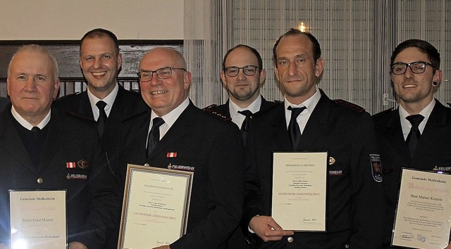 Fr treuen Einsatz in der Feuerwehr ga...r, Tobias Scheiwe und Marius Kienzle.   | Foto: Hans Spengler