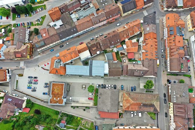 Die Zeller Innenstadt soll aufgewertet...inheimische ins Zentrum locken sollen.  | Foto: Martin Klabund