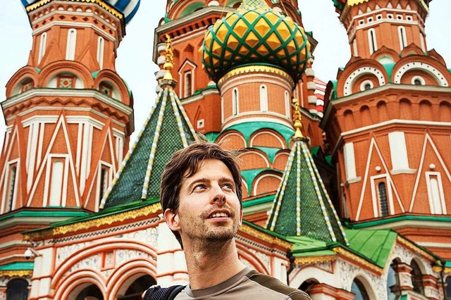 Stephan Orth vor der Erlserkirche in St. Petersburg  | Foto: Stephan Orth