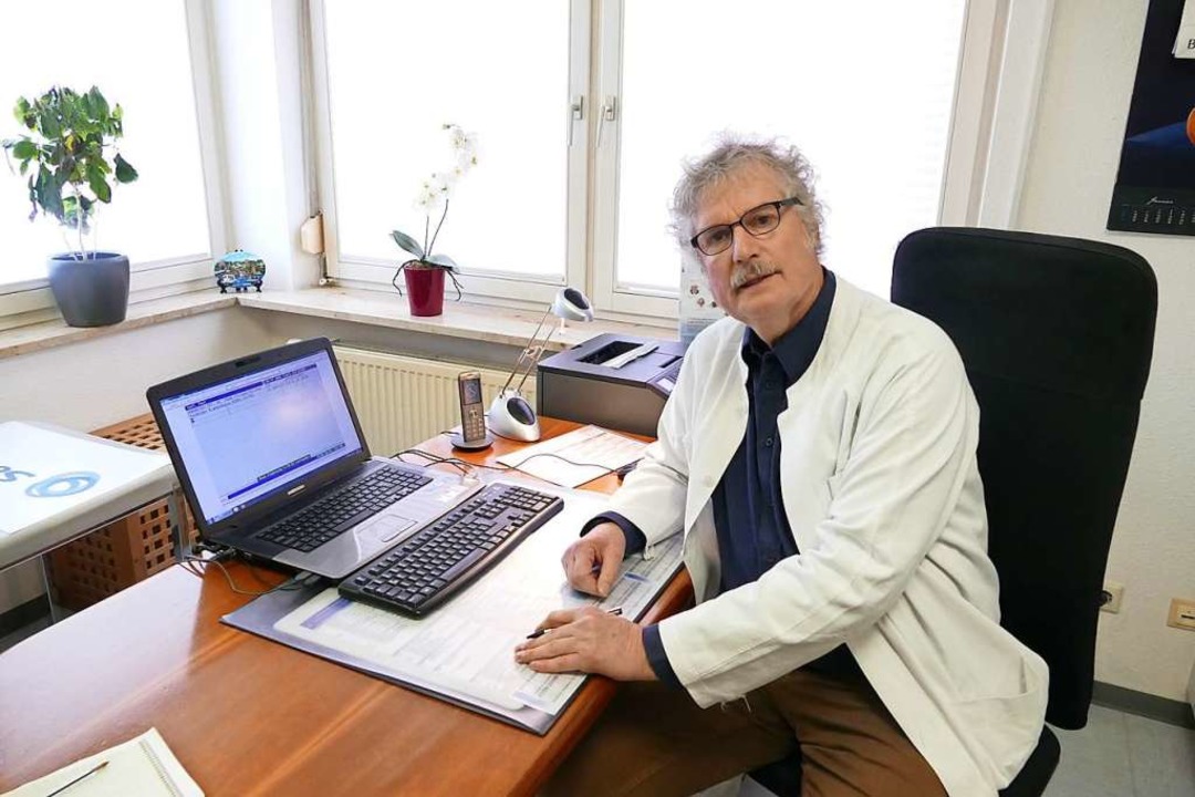 Sucht seit Jahren einen Nachfolger: Dr... ist enttäuscht vom Gesundheitssystem.  | Foto: Ulroch Senf