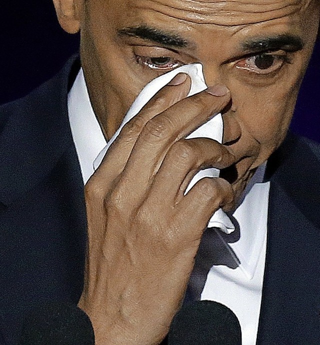 Auch Mnner drfen weinen. Das zeigt hier Barack Obama.  | Foto: Charles Rex Arbogast