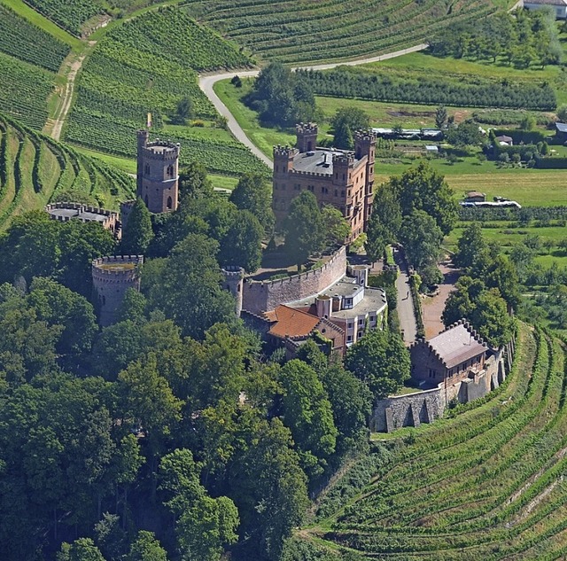 Die Jugendherberge im Schloss Ortenberg soll baulich erweitert werden.   | Foto: Ralf Burgmaier