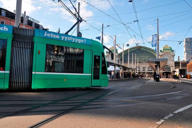 Der Centralbahnplatz vor dem Bahnhof SBB soll sicherer werden.  | Foto: Daniel Gramespacher