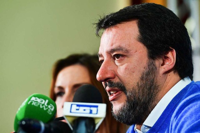 Lega-Chef Matteo Salvini hat es erneut...s schon im vergangenen Sommer wollte.   | Foto: MIGUEL MEDINA (AFP)