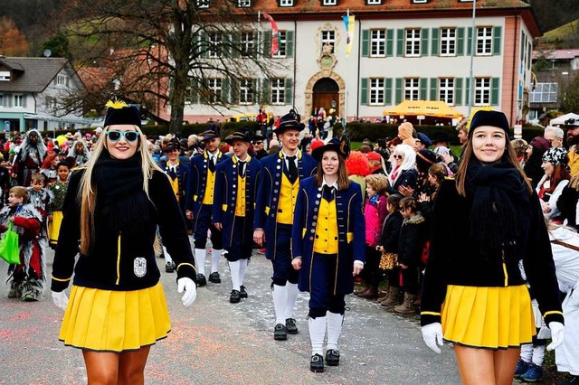 Die OriMVo beim Fasnachtszug 2019 vor..., das es dieses Jahr nicht geben wird.  | Foto: Bernhard Seitz