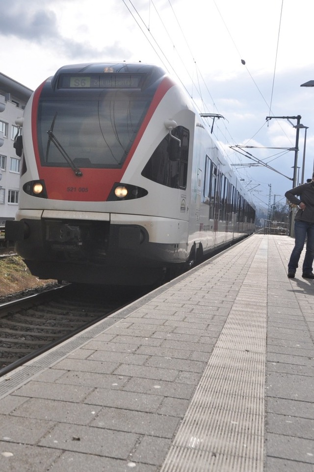 n Schopfheim war der Zugverkehr kurzzeitig unterbrochen (Symbolbild).  | Foto: Daniel Gramespacher
