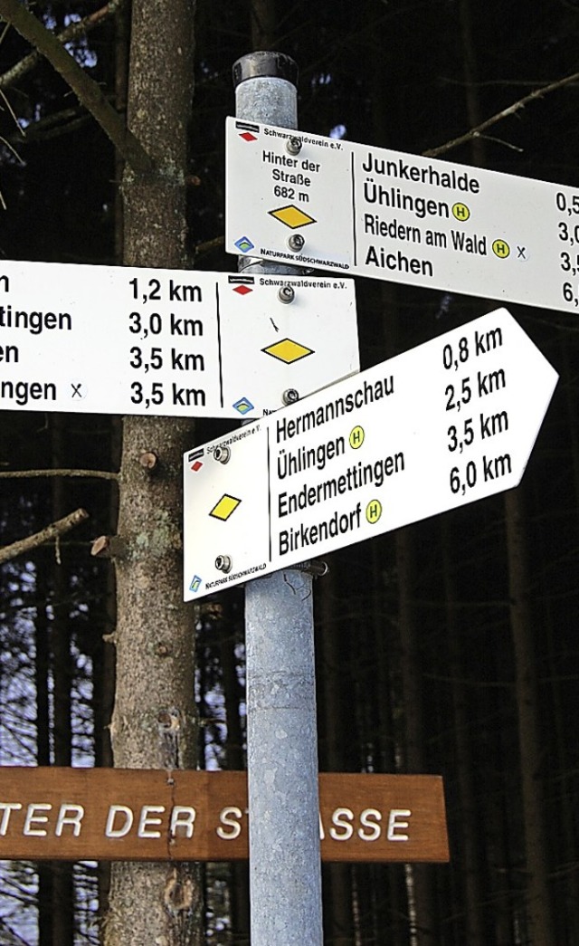 180 Kilometer markierte Wanderwege gib...re Bedeutung haben die Rundwanderwege.  | Foto: Werner Steinhart