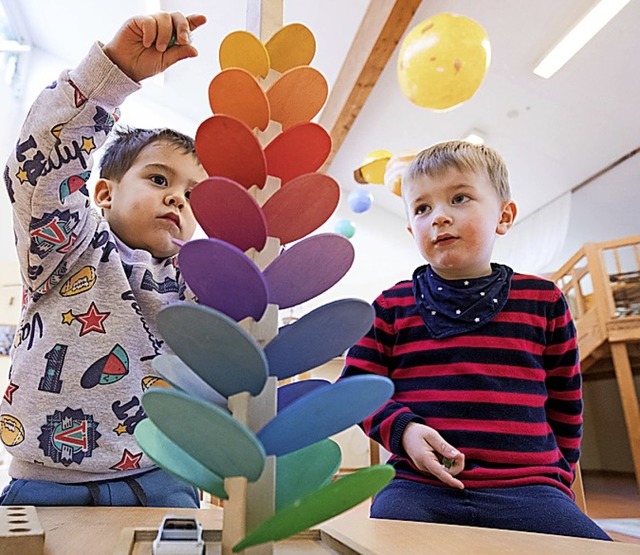 Die Verrechnungsstelle betreut 46 Kindertageseinrichtungen.  | Foto: Christian Charisius (dpa)