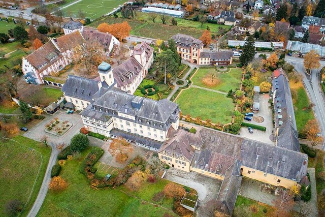 Das Schlossareal in Heitersheim sorgte...nntag soll es eine Entscheidung geben.  | Foto: Matthias Weniger