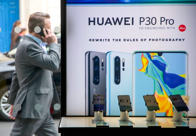 Huawei betont stets, nicht in Abhngig...sischen Sicherheitsapparat zu stehen.   | Foto: TOLGA AKMEN (AFP)