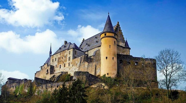 Das Mittelalter erleben:   Burg Vianden in Luxemburg  | Foto: Sasithorn  (stock.adobe.com)