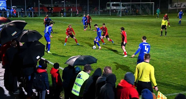 Die Bahlinger verloren am Ende 0:2 gegen einen berlegenen Freiburger Nachwuchs.  | Foto: Wolfgang Knstle