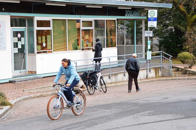 Das Zollhaus an der Rheinbrcke  | Foto: Horatio Gollin