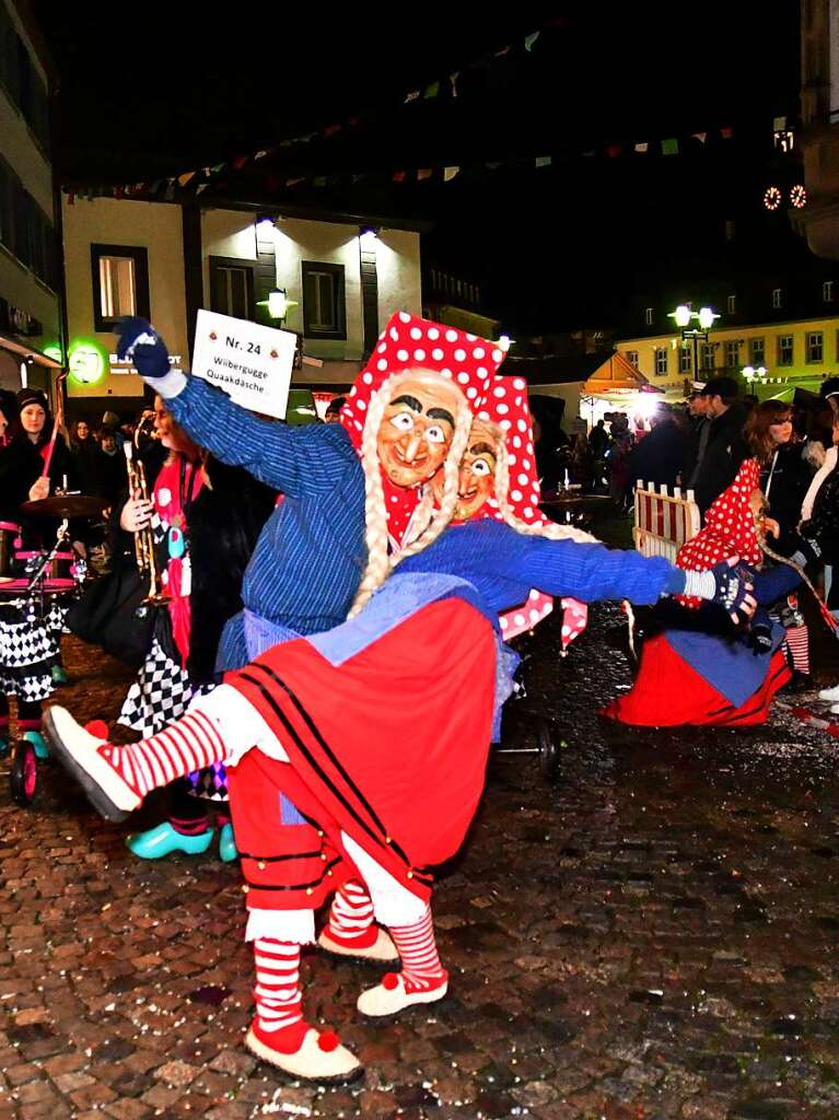 Narren und Besucher hatten beim Umzug durch die Innenstadt ihren Spa.