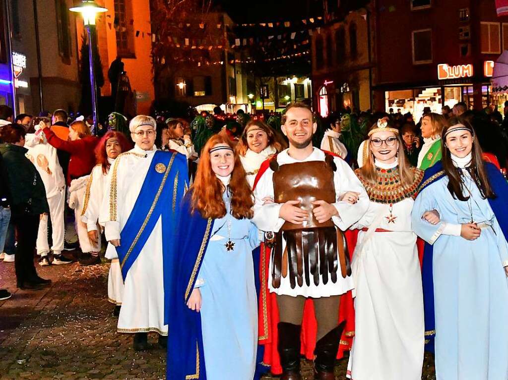 Narren und Besucher hatten beim Umzug durch die Innenstadt ihren Spa.